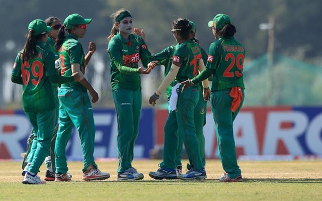 থাইল্যান্ডকে উড়িয়ে ফাইনালের পথে সালমারা