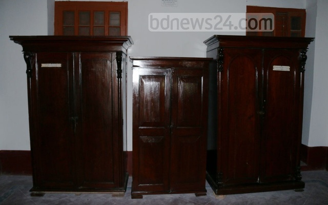 বর্ষায় কাঠের আসবাব ভালো রাখার উপায়