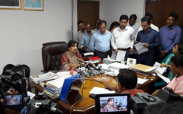 বঙ্গবন্ধুকে নিয়ে চলচ্চিত্র নির্মাণের দায়িত্বে ভারতের শ্যাম বেনেগাল