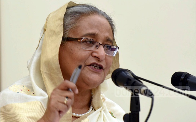 বিএনপিকে বাধাও না, দাওয়াতও না: হাসিনা