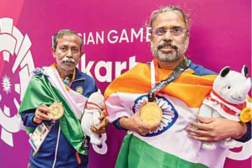 এশিয়াডে সোনা জিতে তাস খেলার ‘কুলীন’ হলেন দুই বাঙালি ‘বৃদ্ধ’