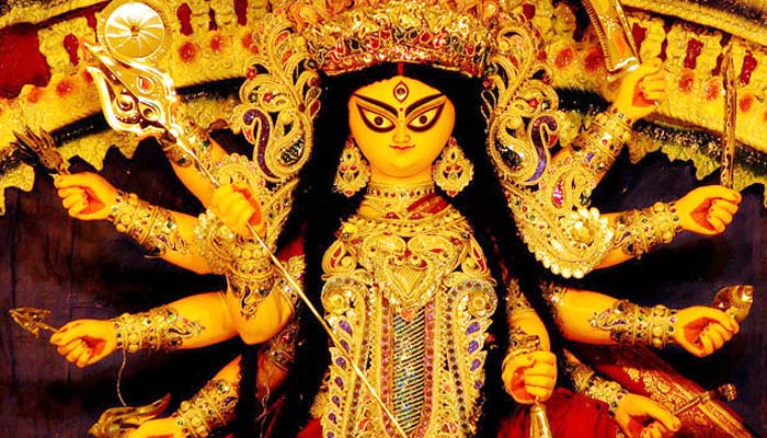 সাড়ম্বরে মহানবমী উদযাপন