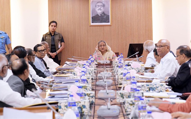 টক শোতে ‘বিভ্রান্তি’ ছড়ালে জেল জরিমানা আসছে