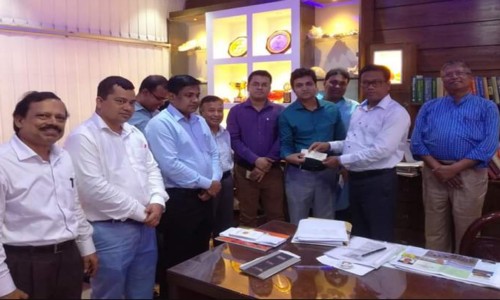 প্রধানমন্ত্রীর দূর্গাপূজা ও প্রবারণার শুভেচ্ছা উপহারঃ কক্সবাজারে হিন্দু ও বৌদ্ধ ধর্মালম্বীদের জন্য পাঁচ কোটি