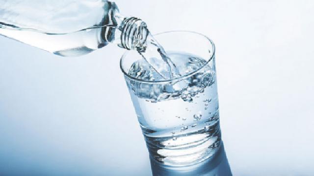 অনিরাপদ পানি পান করছে সাড়ে সাত কোটি মানুষ