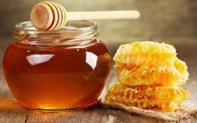 উষ্ণ মধু হতে পারে বিষ