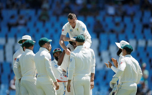 স্টেইনের রেকর্ড গড়ার দিনে উজ্জ্বল অলিভিয়ের