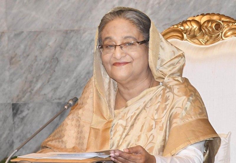 সশস্ত্র বাহিনী বিভাগের নিজ কার্যালয়ে অফিস করছেন প্রধানমন্ত্রী