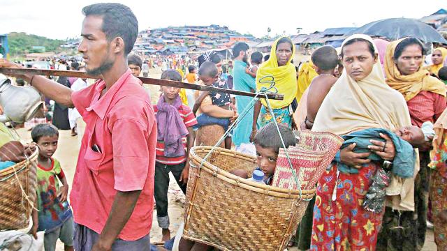 রোহিঙ্গা শিবিরে জার্মান রাষ্ট্রদূত