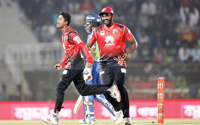 মেহেদির স্পিনে সিলেটকে উড়িয়ে দিল কুমিল্লা