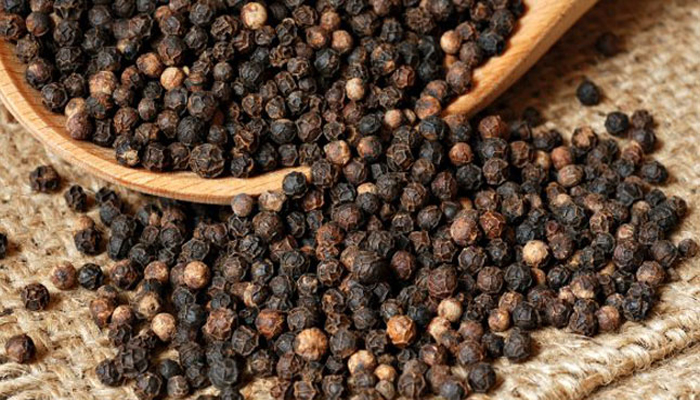 ঠাণ্ডা-কাশি সারাতে গোলমরিচ