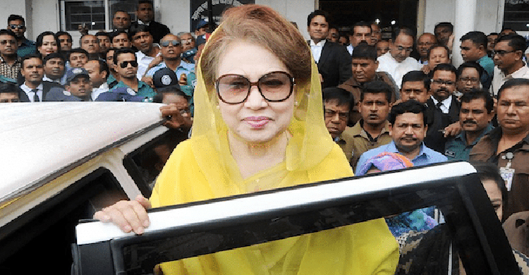 দুই মামলায় খালেদার জামিন বাড়ল এক বছর