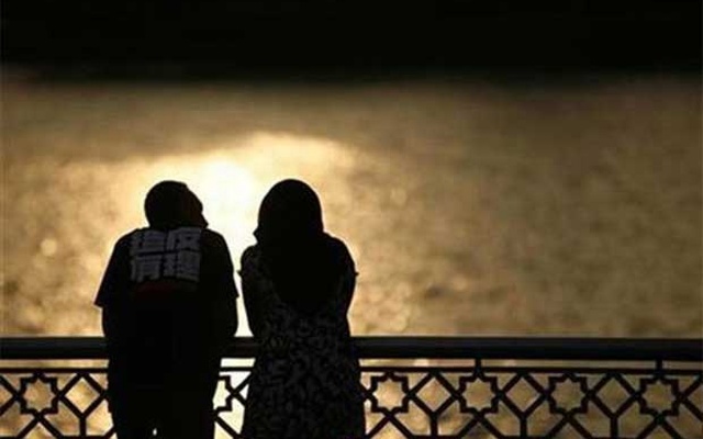 দীর্ঘদিনের সম্পর্কে একঘেয়েমি দূর করতে