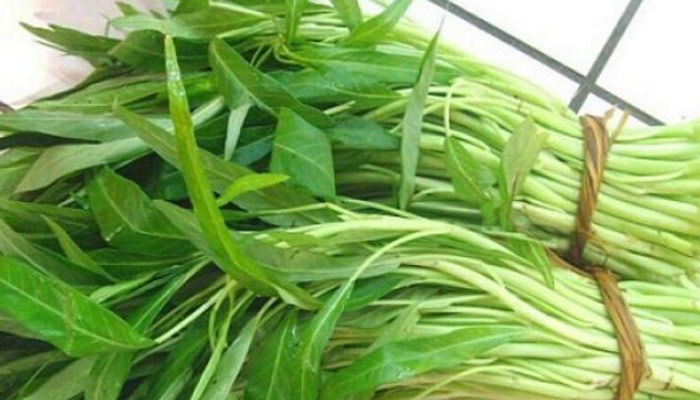 কোলন ক্যান্সারের ঝুঁকি কমায় কলমি শাক