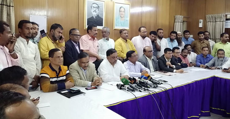 মধ্যরাত পর্যন্ত রুদ্ধদ্বার বৈঠক, শর্ত জুড়ে দিয়ে ধর্মঘট প্রত্যাহার
