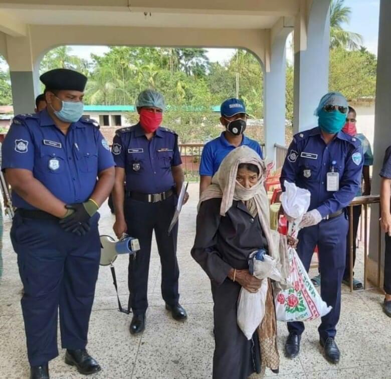 ছিন্নমূল মানুষের ভালোবাসায় গর্জনিয়া পুলিশের অনন্য ভূমিকা