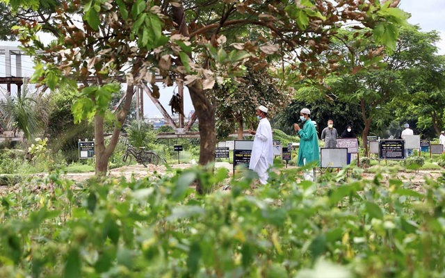 করোনাভাইরাস: মৃতের সংখ্যা বেড়ে ১৭৩৮
