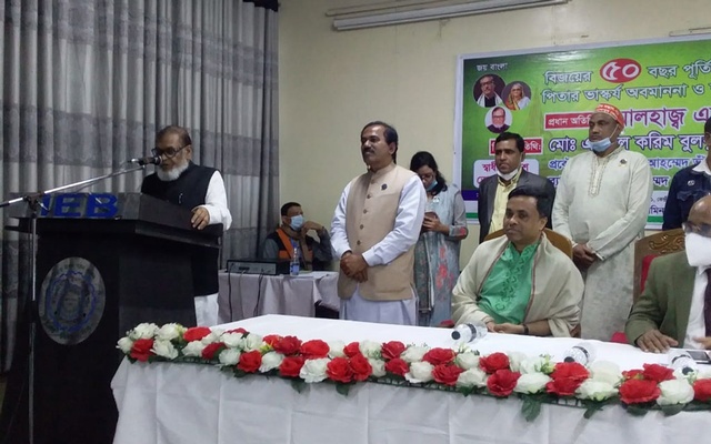 কোটা বাতিল পুনর্বিবেচনা করতে হবে: মোজাম্মেল হক