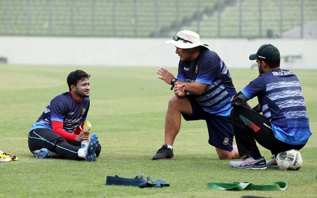 প্রিয় ৩ নম্বর হারাচ্ছেন সাকিব