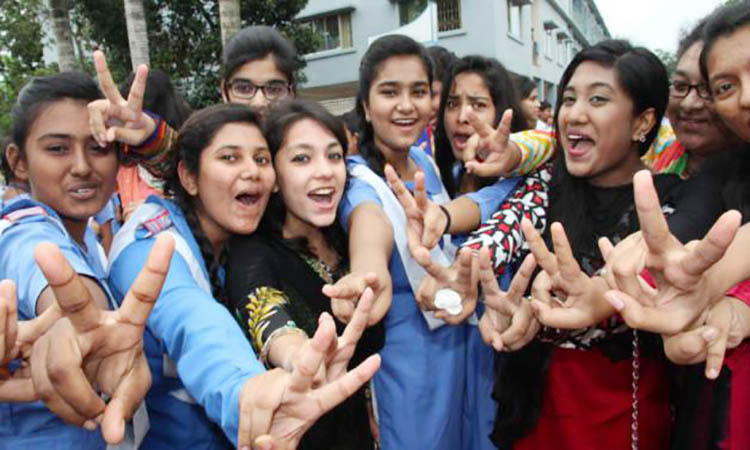 এইচএসসির সাধারণ ও মেধাবৃত্তির তালিকা প্রকাশ