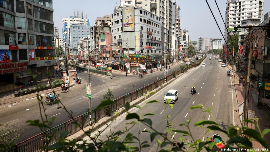 লকডাউন আরও এক সপ্তাহ বাড়ানোর সুপারিশ