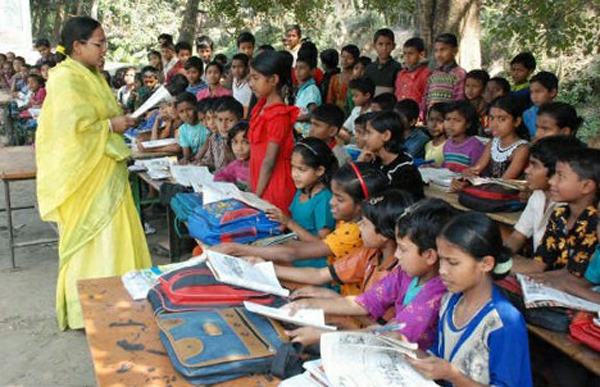 কোভিড: প্রাথমিক শিক্ষা সংশ্লিষ্টরা টিকা নেবেন ১১ অগাস্টের মধ্যে