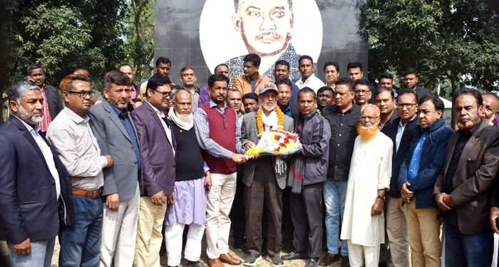 শহীদ জিয়া ডিগ্রী কলেজ পরিদর্শনে সাবেক এমপি লালু