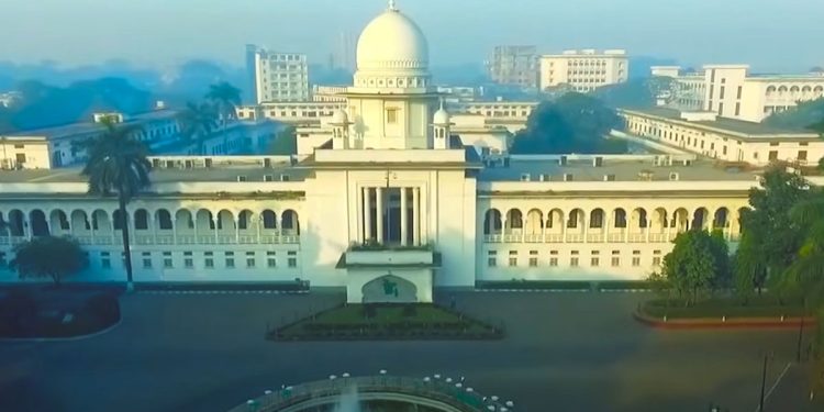 ডান্ডাবেড়ি পরানোর বিষয়ে নীতিমালা কেন নয় : হাইকোর্ট