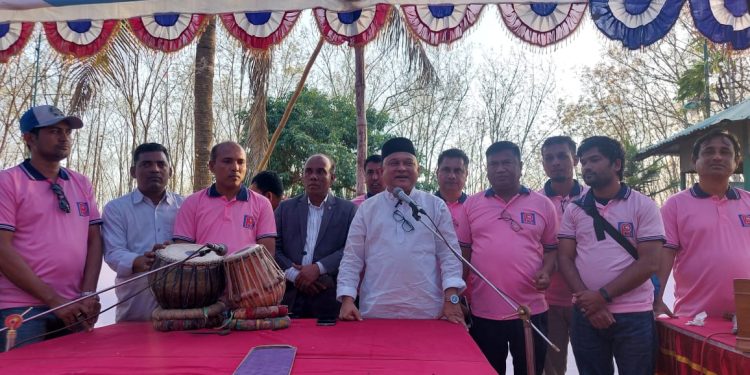 পারিবারিক মিলনমেলায় রামু প্রেসক্লাব : সাংবাদিকদের আনন্দ-উচ্ছাসে ভিন্নরকম আমেজ