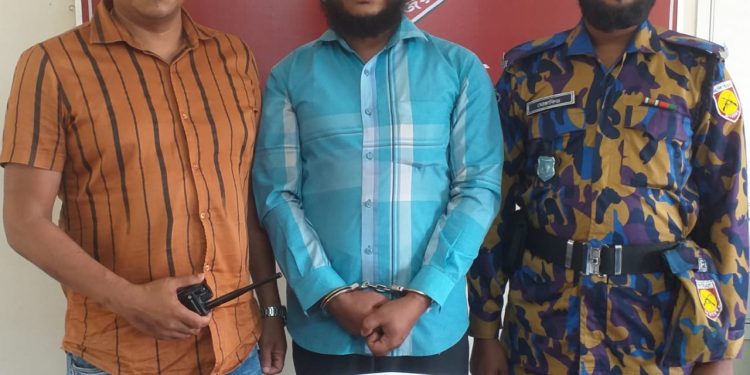 বান্দরবানে ইয়াবাসহ এক যুবক আটক