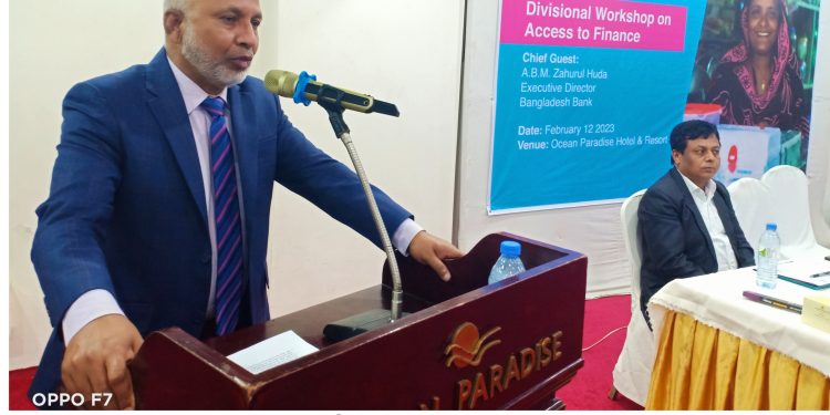 ক্ষুদ্র-মাঝারি ব্যবসায়ী ও নারী উদ্যোক্তাদের দক্ষতা বাড়িয়ে বিনিয়োগের আওতায় আনতে হবে