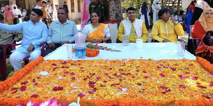 বসন্ত উৎসবে মুখরিত রামু সরকারি কলেজ ক্যাম্পাস