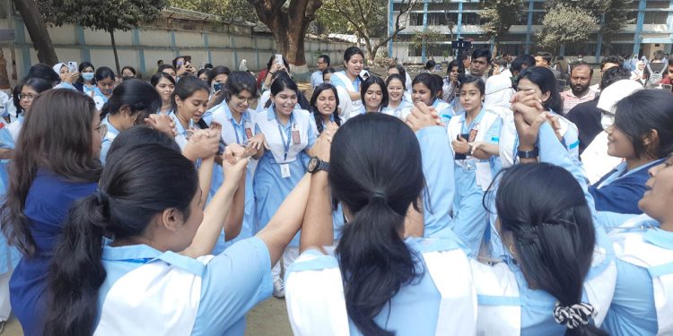 এইচএসসি ও সমমানে পাসের হার ৮৫.৯৫