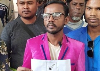 ‘স্যার ডাকতে হবে, এ জন্য কিছু শিক্ষিত মানুষ আমাকে হারিয়ে দিয়েছে’