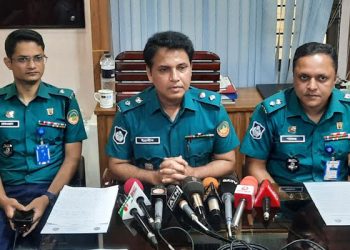 গাজীপুরে কারাগার থেকে বন্দির হুমকি, ১০ লাখ টাকা ঘুষ দাবির অভিযোগ স্ত্রীর