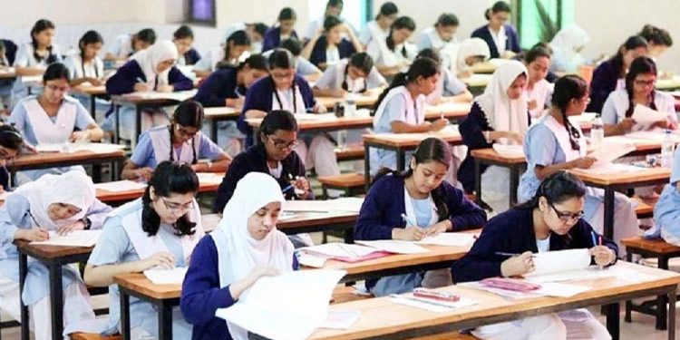 খাতা চ্যালেঞ্জ করে নতুন করে জিপিএ-৫ পেলেন ৩১৫ জন