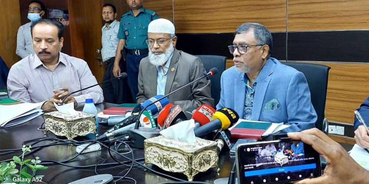 সরকারি হাসপাতালে ৩টা থেকে ভিজিট নিয়ে রোগী দেখবেন চিকিৎসকরা