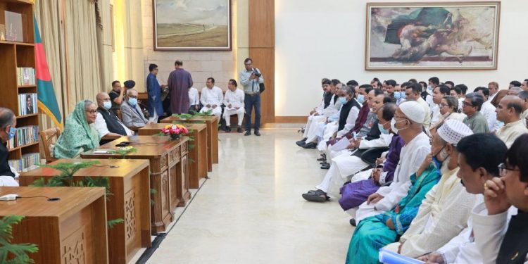 বাংলাদেশের মানুষই আমার পরিবার : প্রধানমন্ত্রী