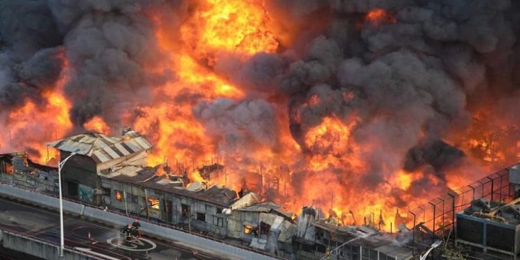 বঙ্গবাজার ট্র্যাজেডি : ৫ হাজার ব্যবসায়ী ক্ষতিগ্রস্ত