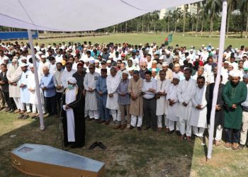 ডা. জাফরুল্লাহর তৃতীয় জানাজা সম্পন্ন, সাভারে দাফন শুক্রবার