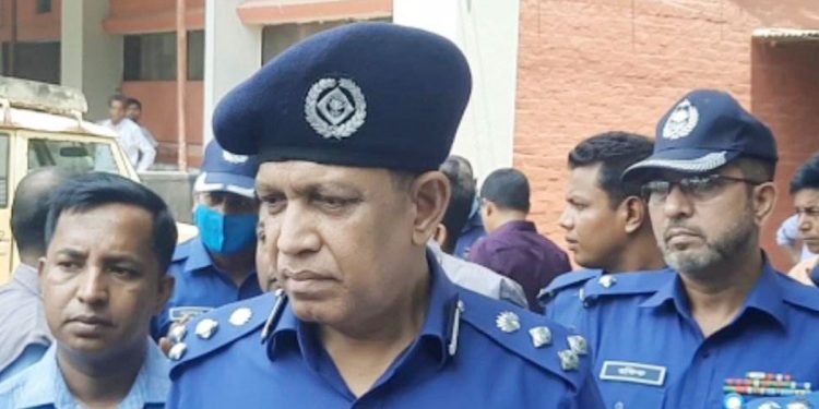 পরিচয় নিশ্চিত হলেই ১০ জনের মরদেহ হস্তান্তর : ডিআইজি আনোয়ার