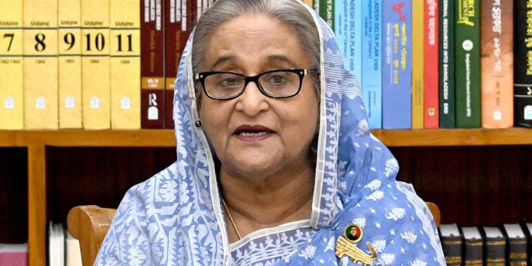 যতটুকু পারি সাহায্য করব, বঙ্গবাজারে ক্ষতিগ্রস্তদের প্রধানমন্ত্রী