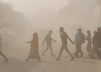 অস্বাস্থ্যকর বায়ু নিয়ে দূষণে আজ তৃতীয় ঢাকা