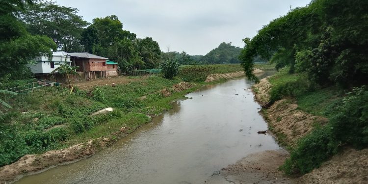 লামার ইয়াংছা খাল পুনঃখনন : সুফল পাচ্ছে ১১গ্রামের মানুষ