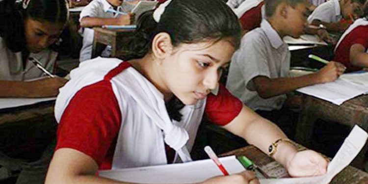 ৮ম শ্রেণির শিক্ষার্থীদের রেজিস্ট্রেশন কার্ড বিতরণ শুরু ২৮ মে