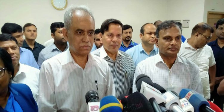 গাজীপুরে ৫০ শতাংশের মতো ভোট পড়েছে : ইসি আলমগীর