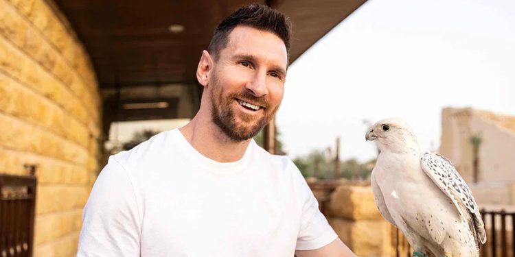 ‘আল হিলালে খেলবেন মেসি, সৌদি গিয়েছিলেন বাড়ি দেখতে’