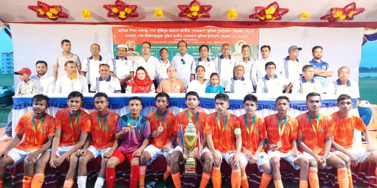 রামুতে অনুর্ধ্ব-১৭ বঙ্গবন্ধু জাতীয় গোল্ডকাপ ফুটবল টুর্নামেন্ট উপজেলা চ্যাম্পিয়ন ফতেখাঁরকুল