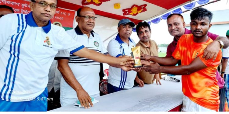 রামুতে অনুর্ধ্ব-১৭ বঙ্গবন্ধু জাতীয় গোল্ডকাপ ফুটবল টুর্নামেন্টে: সেমিফাইনালে খেলবে ফতেখাঁরকুল ও ঈদগড় ইউনিয়ন