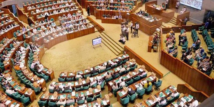 ৭ লাখ ৬১ হাজার ৭৮৫ কোটি টাকার বাজেট পাস